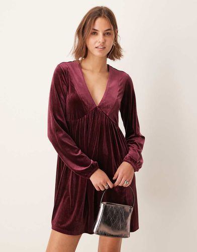 Robe babydoll courte en velours à manches longues - Bordeaux - New Look - Modalova