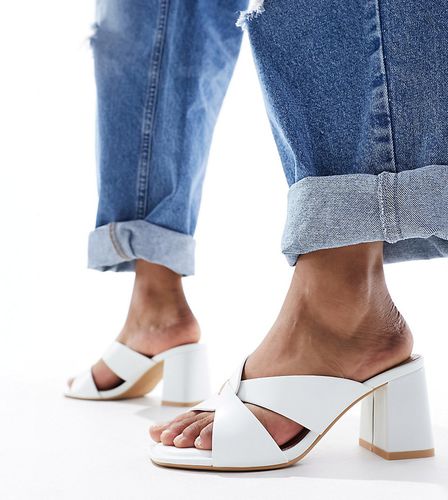 Mules à talon torsadées devant - New Look Wide Fit - Modalova