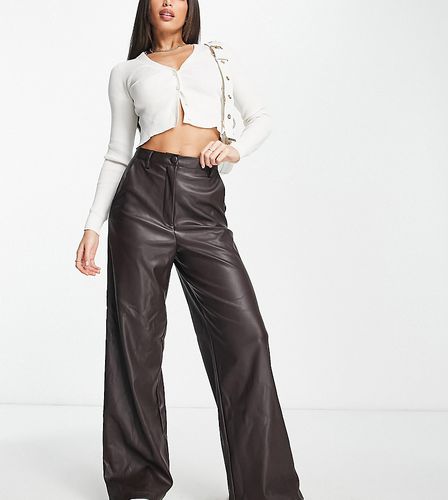 Pantalon large en similicuir - New Look Tall - Modalova