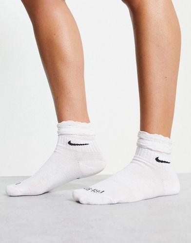 Socquettes à volants - Nike Training - Modalova