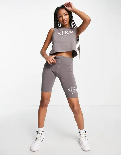 Essential - Short legging rétro - pierre - Nike - Modalova