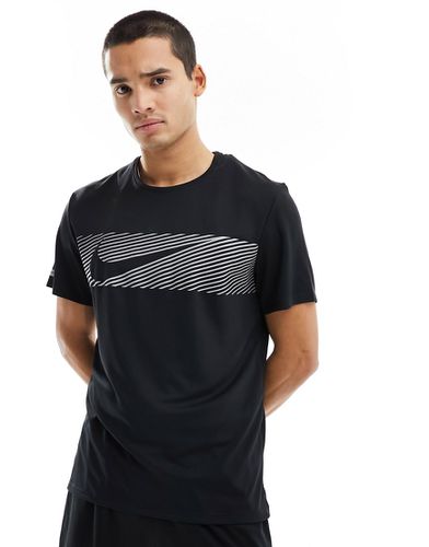 Flash Dri-FIT Miler - T-shirt à détails réfléchissants - Nike Running - Modalova