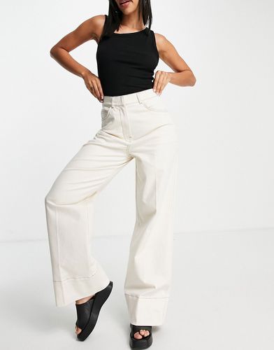 Pantalon large élégant avec coutures contrastantes en coton - Crème - CREAM - Selected - Modalova