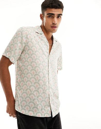 Chemise oversize avec col à revers et imprimé mosaïque - Pastel - Selected Homme - Modalova