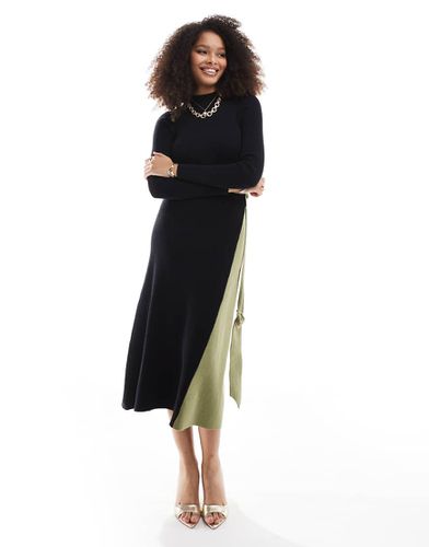 Robe longueur mollet en maille effet color block - /kaki - Style Cheat - Modalova