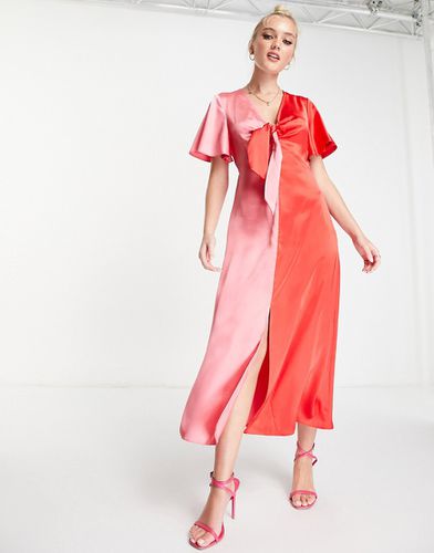 Robe mi-longue contrastante nouée devant - et rouge color block - Style Cheat - Modalova