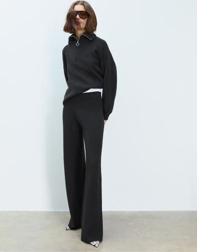 Pantalon en maille  jambe large - Stradivarius - Modalova