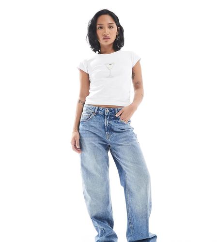 Petite - D92 - Jean droit - Dlavage moyen - Stradivarius - Modalova