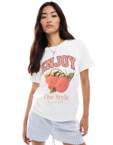 T-shirt avec motif fraise et inscription Enjoy - Stradivarius - Modalova