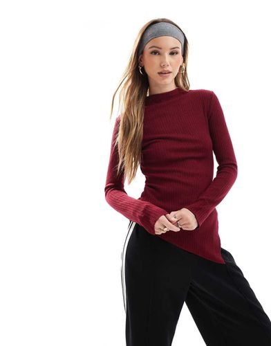 Top asymétrique en maille - Bordeaux - Stradivarius - Modalova