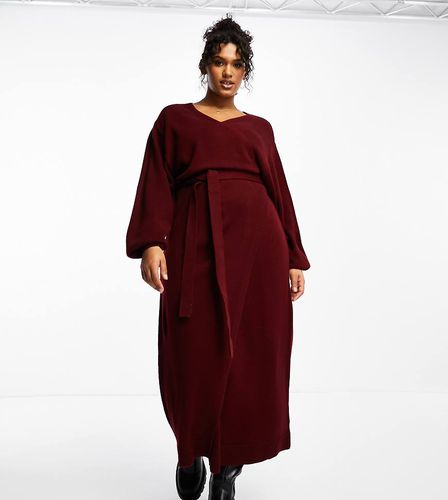 Beau - Robe portefeuille en maille avec lien noué à la taille - Prune - Pretty Lavish Curve - Modalova