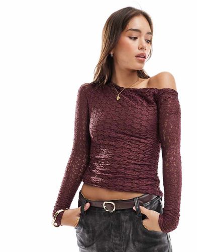 Top asymétrique en dentelle - Violet bordeaux - Pull & bear - Modalova