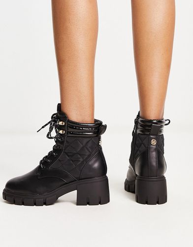 Bottines de randonnée matelassées à lacets - Noir - River Island - Modalova