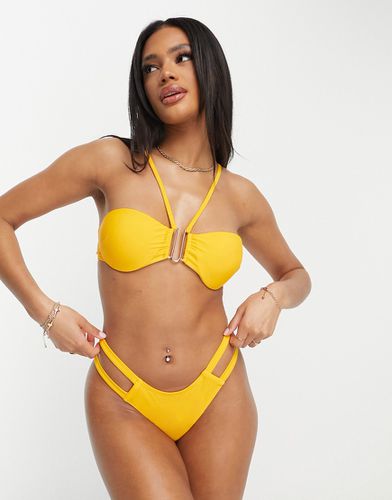 Haut de bikini à encolure américaine avec détail métallique doré - River Island - Modalova