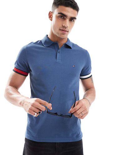 Polo ajusté avec bord des manches à logo - moyen - Tommy Hilfiger - Modalova