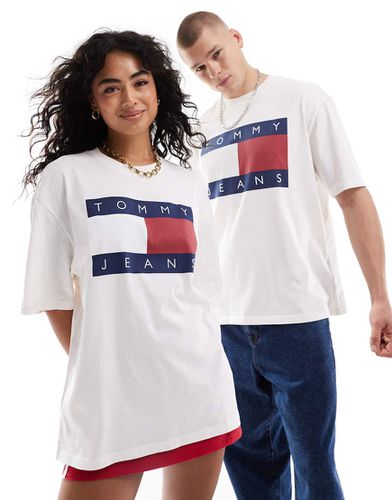 T-shirt unisexe à logo drapeau oversize - optique - Tommy Jeans - Modalova