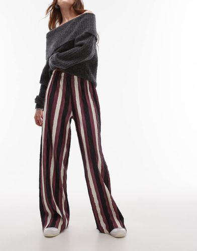 Pantalon ample en tissu plissé à rayures - Bordeaux - Topshop - Modalova