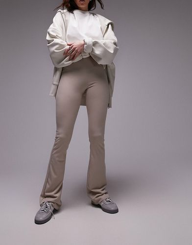 Pantalon côtelé coupe ajustée puis évasée - Taupe - Topshop - Modalova