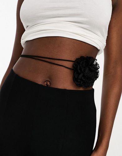 Ceinture avec grosse rose - Noir - True Decadence - Modalova