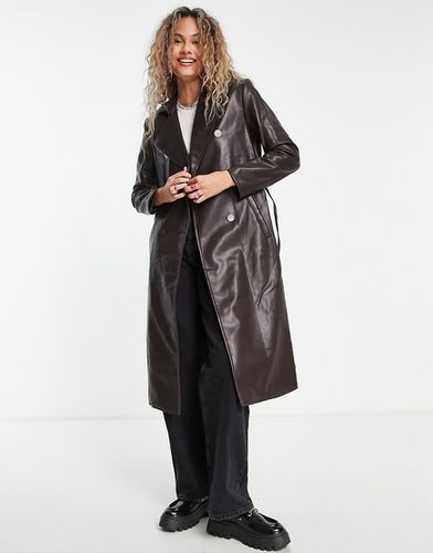 Manteau en imitation cuir - Urban Revivo - Modalova