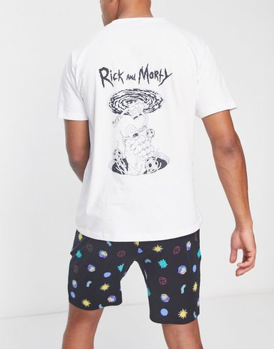 Ensemble de pyjama à motif Rick et Morty avec short - Urban Threads - Modalova