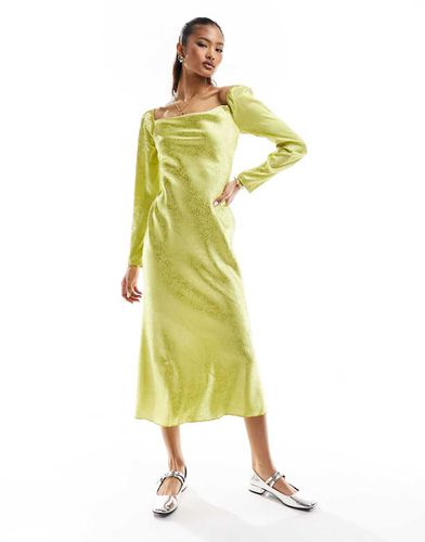 Robe mi-longue en satin à col bénitier - Chartreuse fleuri - Urban Threads - Modalova