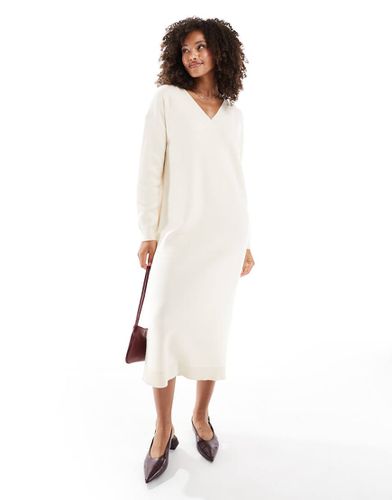 Robe mi-longue en maille de qualité supérieure à col V - Crème - Vero Moda - Modalova