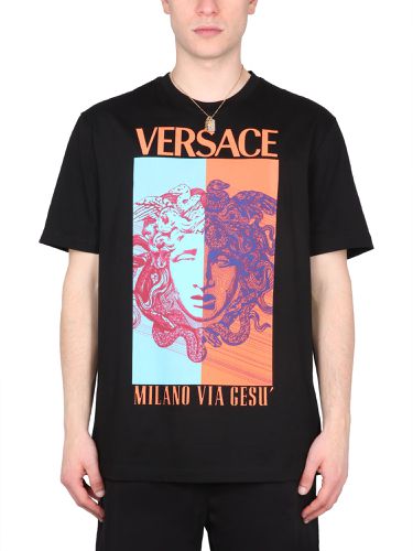 Versace medusa graphic t-shirt - versace - Modalova
