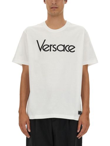 T-shirt with 1978 re-edition logo - versace - Modalova