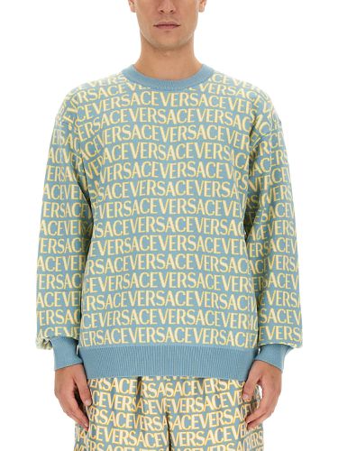 Versace allover logo jersey - versace - Modalova