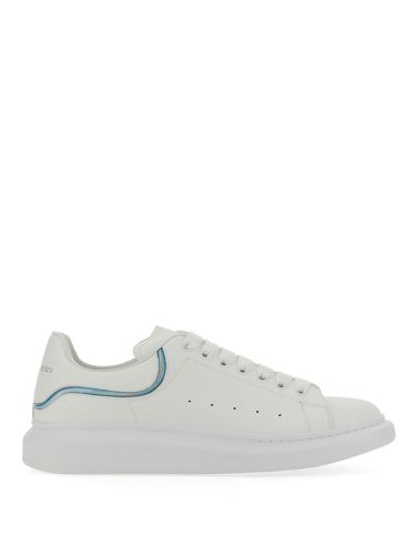 Alexander mcqueen oversized sneaker - alexander mcqueen - Modalova