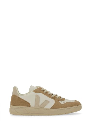 Veja sneaker "v-10" - veja - Modalova