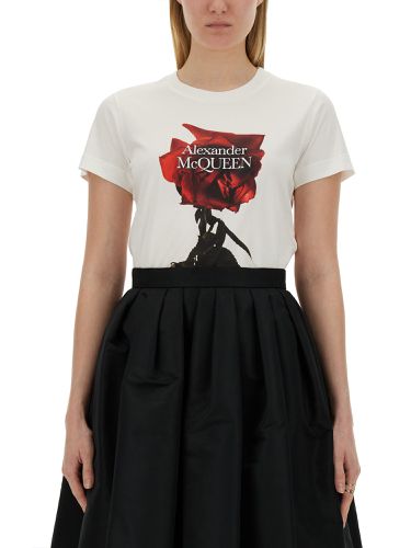 Shadow rose print t-shirt - alexander mcqueen - Modalova