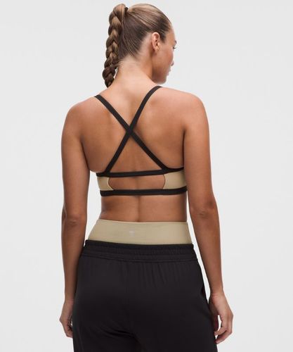 “ BrassiÃ¨re Like a Cloud , bonnets D/DD Bordure contrastÃ©es â€“ Noir â€“ Taille 10 - lululemon - Modalova