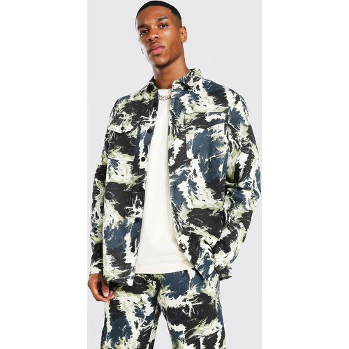 Surchemise en twill effet camouflage abstrait - Boohooman - Modalova