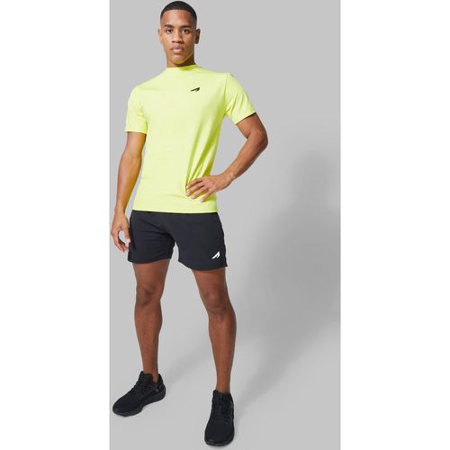 Ensemble de sport avec short performance - Boohooman - Modalova