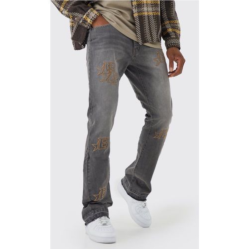 Jean slim flare rigide déchiré à broderies - - 28R - Boohooman - Modalova