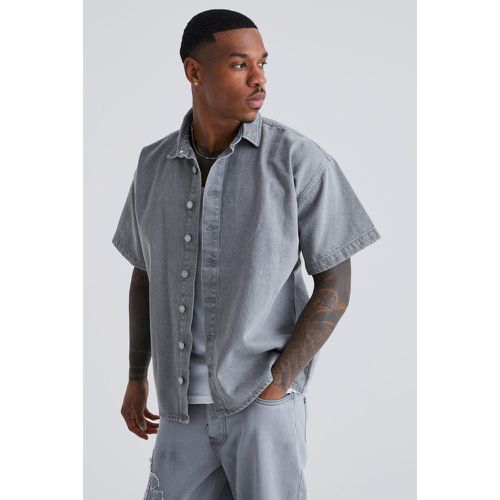 Chemise large en jean à manches courtes - Boohooman - Modalova