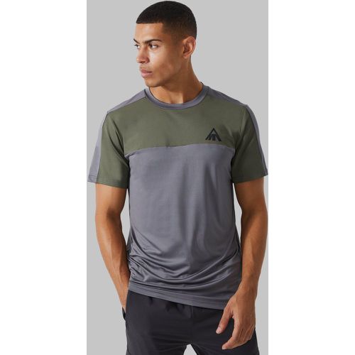 T-shirt color block - MAN Active - Boohooman - Modalova