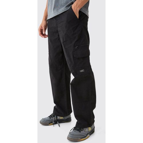 Fixed Waist Cargo Zip Trouser With Woven Tab - Boohooman - Modalova