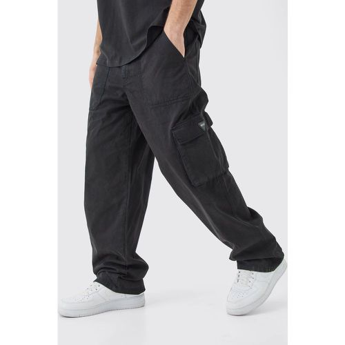 Fixed Waist Cargo Zip Trouser With Rubberised Tab - Boohooman - Modalova