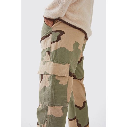 Pantalon droit à imprimé camouflage - Boohooman - Modalova