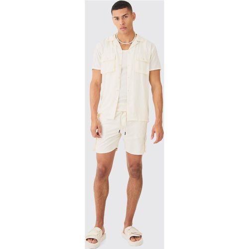 Short Sleeve Cargo Pocket Shirt & Swim Set - Boohooman - Modalova