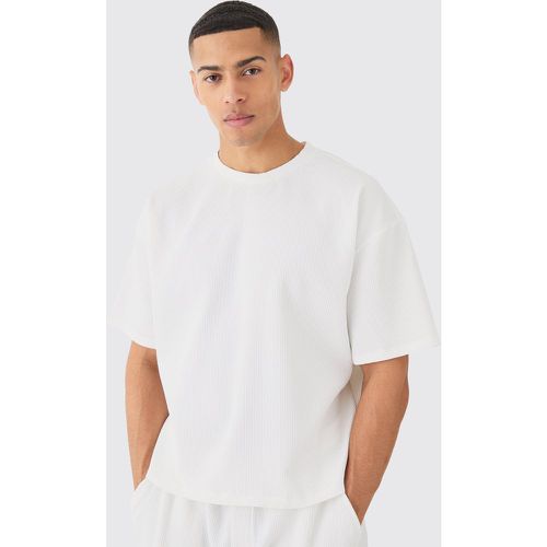 Pleated Oversized T-shirt - Boohooman - Modalova