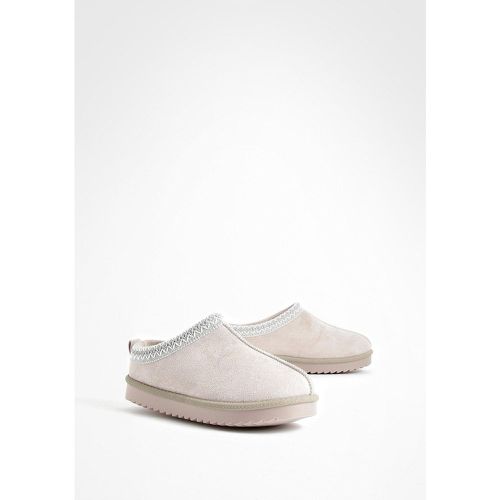 Mules Cosy Brodées - boohoo - Modalova