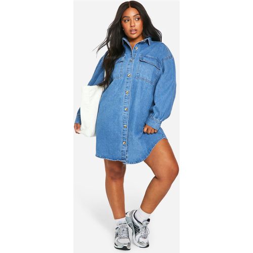 Grande Taille - Robe Chemise Oversize En Jean - boohoo - Modalova