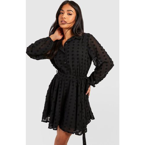 Petite" - Robe Patineuse En Plumetis À Ceinture - boohoo - Modalova