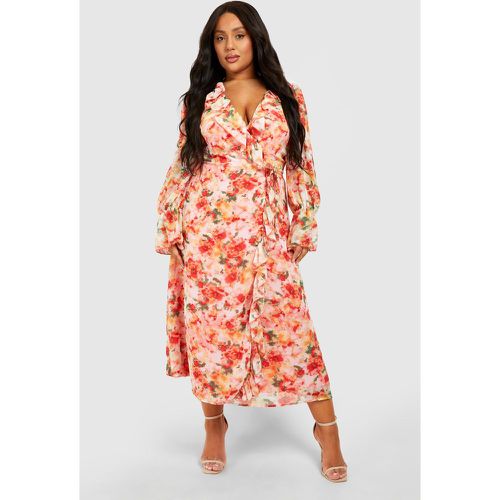 Plus" Floral Print Ruffle Wrap Midi Dress - boohoo - Modalova