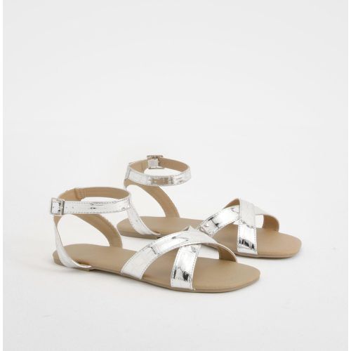 Crossover Basic Flat Sandals - - boohoo - Modalova