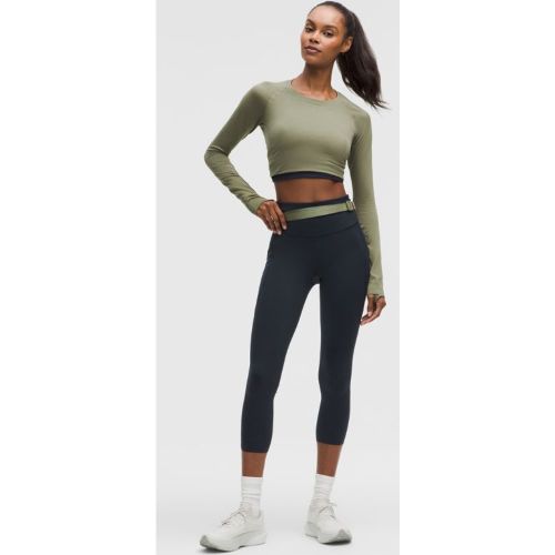 “ Pantacourt Fast and Free taille haute Pochess â€“ 58 cm â€“ Bleu â€“ Taille 18 - lululemon - Modalova